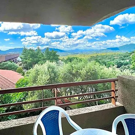 With Panoramic View In Cugnana 3* オルビア